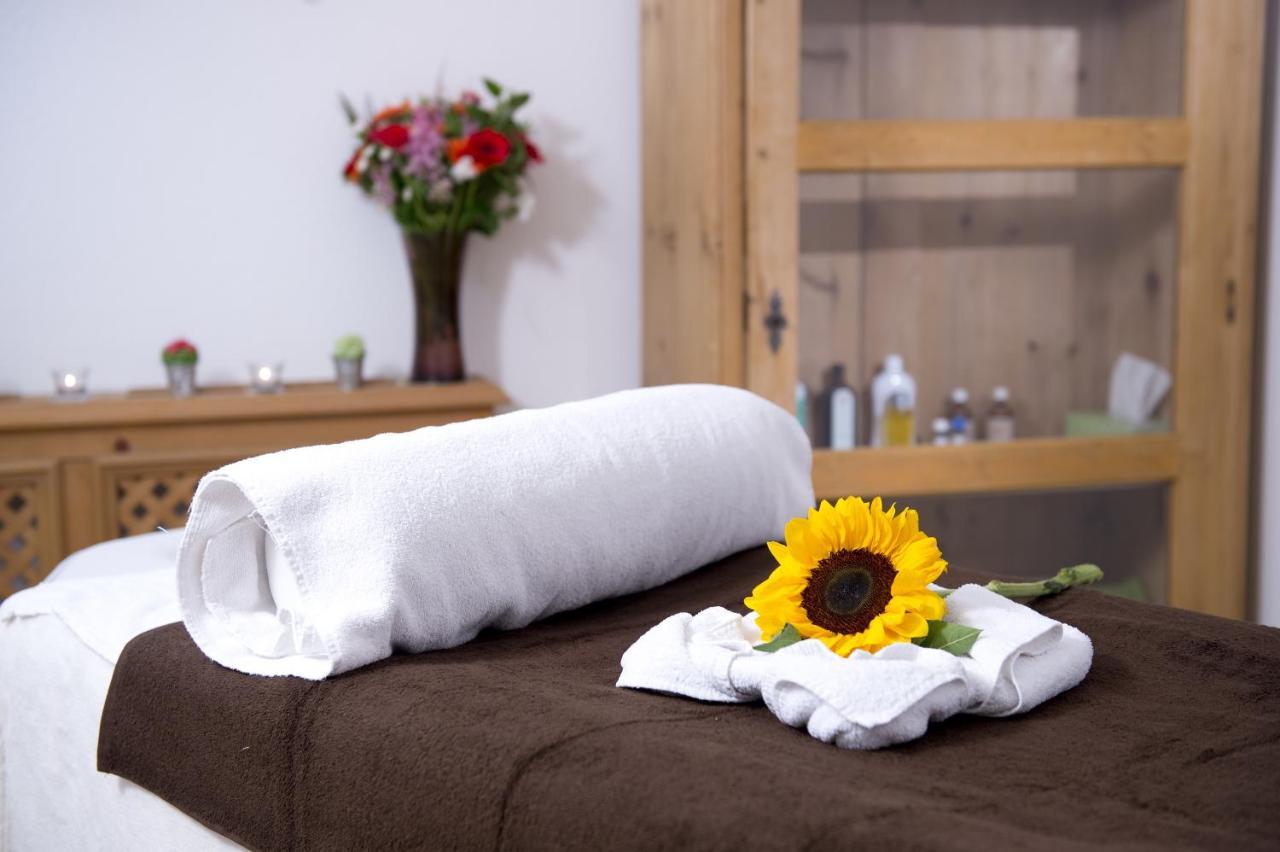 Hotel Wiesenegg Aurach bei Kitzbuehel Dış mekan fotoğraf